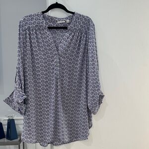 Halogen Navy and White Geometric Split-Neck Blouse